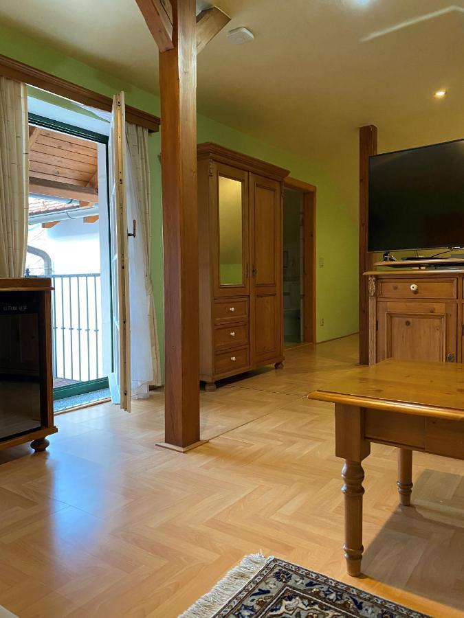 Rezidence Zvon Guest house