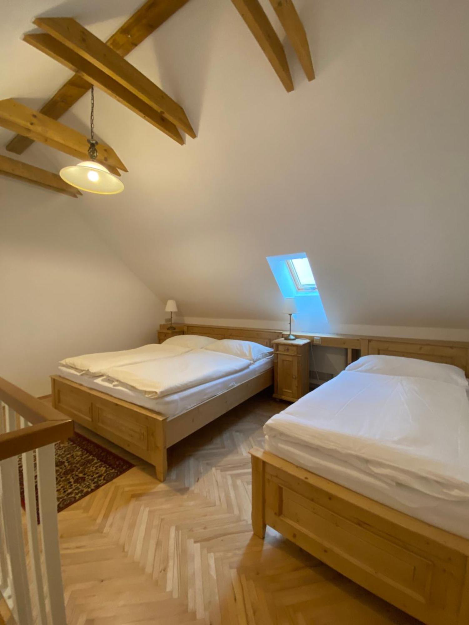 Rezidence Zvon Guest house